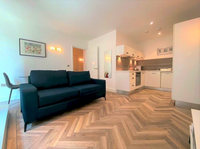 1 Bedroom Apartment To Rent In Great Northern Tower, Watson Street Deansgate, M3