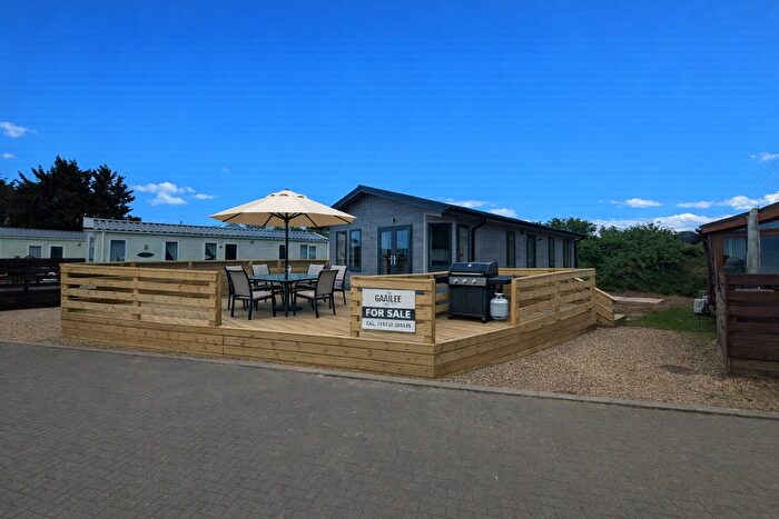 2 Bedroom Lodge For Sale In Barholm Road, Tallington, PE9