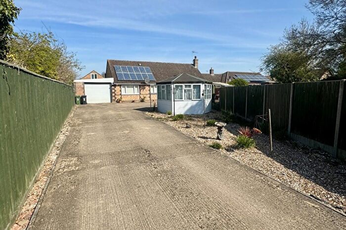 2 Bedroom Detached Bungalow For Sale In Barretts Lane, Feltwell, IP26