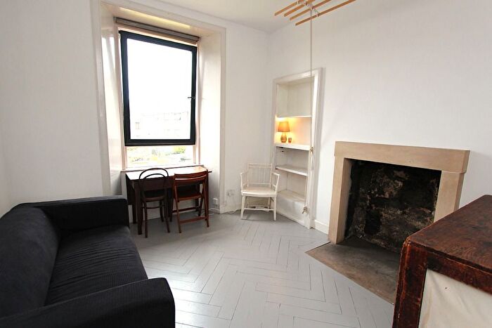1 Bedroom Flat To Rent In Spey Terrace, Leith, Edinburgh, EH7