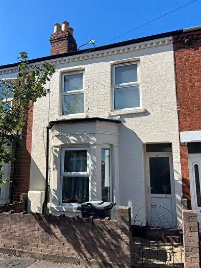 4 Bedroom Terraced House To Rent In Alfred Street, Gloucester, GL1