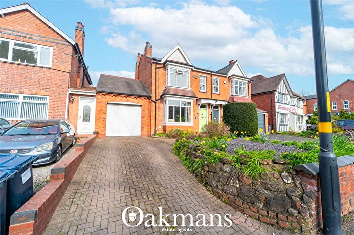3 Bedroom Semi Detached House For Sale In Lordswood Road, Birmingham, West Midlands, B17