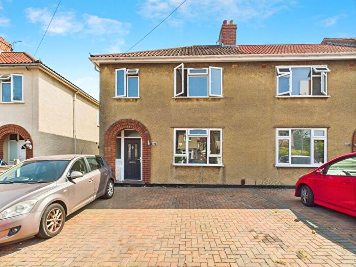 5 Bedroom House To Rent In Claverham Road, Fishponds, Bristol, BS16