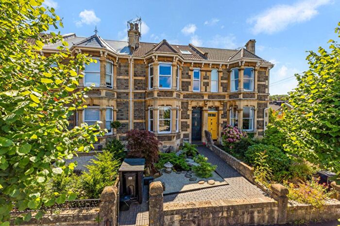 4 Bedroom Terraced House For Sale In Longfellow Avenue, Bath, BA2