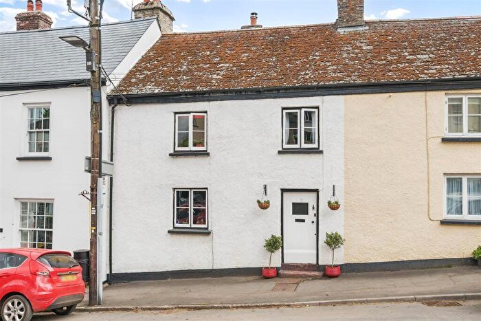 2 Bedroom Terraced House For Sale In Briton Street, Bampton, EX16