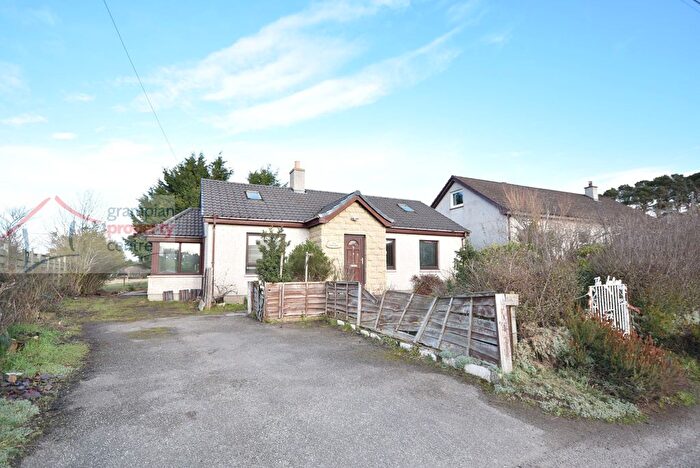 2 Bedroom Detached Bungalow For Sale In The Sheiling, North Darklands, Lhanbryde, IV30