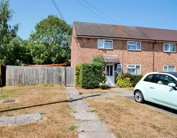 3 Bedroom Semi Detached House For Sale In Dowding Drive, Lower Compton Village, SN11