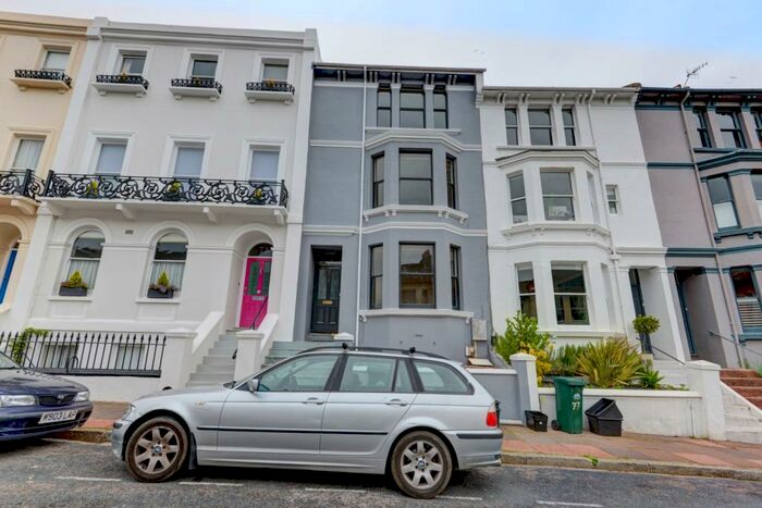 8 Bedroom Terraced House To Rent In Roundhill Crescent, Brighton, East Sussex, BN2
