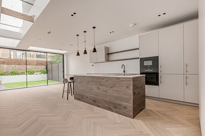 5 Bedroom Terraced House To Rent In Ashcombe Street, South Park, SW6