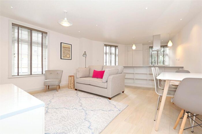 2 Bedroom Apartment To Rent In Asteys Row, London, N1