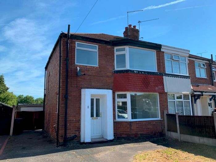 3 Bedroom Semi-Detached House To Rent In Fonthil Road, Stafford, ST16