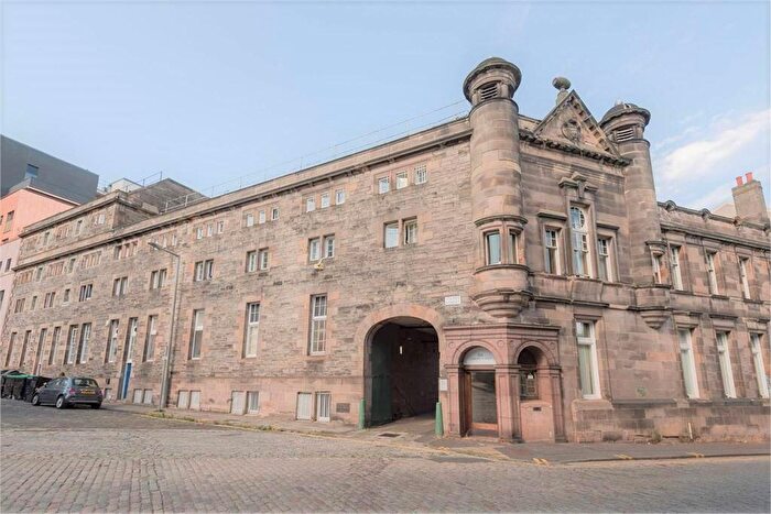 1 Bedroom Flat For Sale In Couper Street, The Shore, Edinburgh, EH6