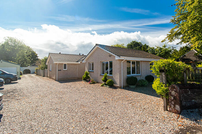 5 Bedroom Detached Bungalow For Sale In Main Road, Westmuir, Kirriemuir, DD8