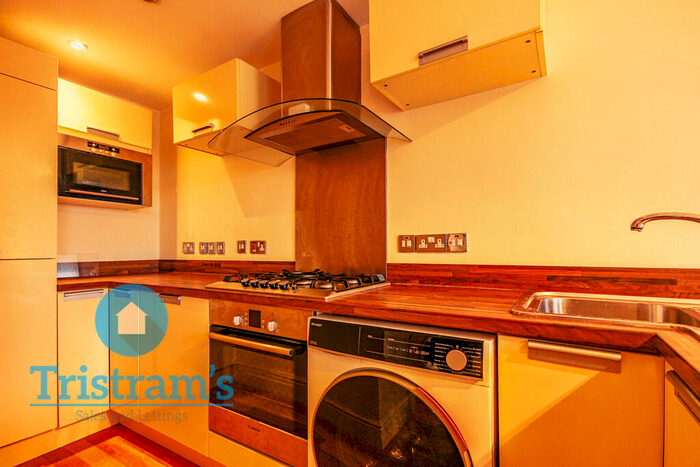 2 Bedroom Apartment To Rent In Cavendish House, Park Terrace, NG1