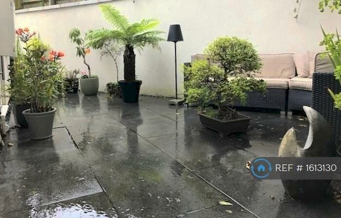 2 Bedroom Detached House To Rent In Stanmer Park Road, Brighton, BN1