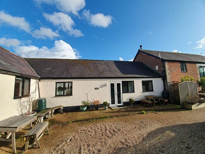 2 Bedroom Barn Conversion To Rent In Semley, SP7