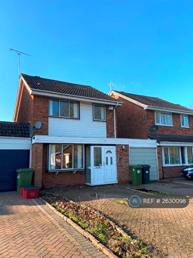 3 Bedroom Detached House To Rent In Hebden Avenue, Warwick, CV34