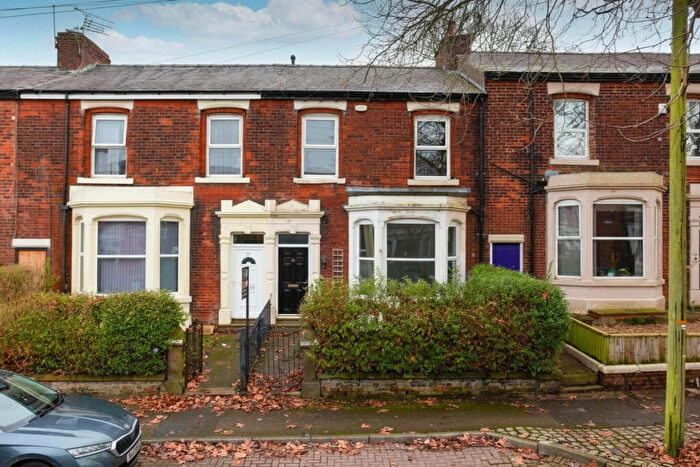 3 Bedroom Terraced House For Sale In Brackenbury Road, Preston, PR1