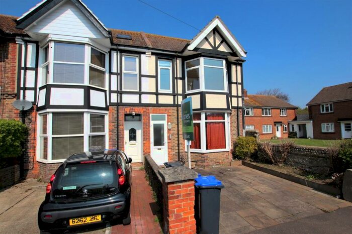 2 Bedroom Apartment To Rent In Canterbury Road, Worthing, West Sussex, BN13