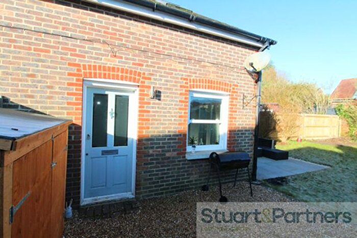 1 Bedroom Property To Rent In Queens Road, Haywards Heath, RH16