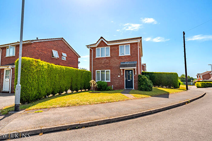 3 Bedroom Detached House For Sale In Cheviot, Wilnecote, Tamworth, Staffordshire, B77
