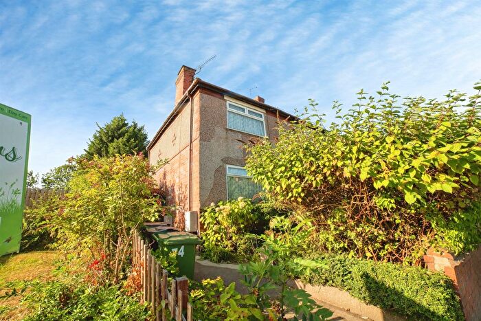 3 Bedroom Semi-detached House For Sale In Mansfield Road, Alfreton, DE55