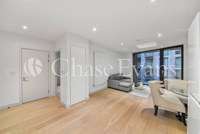1 Bedroom Flat To Rent In Royal Wharf, Starboard Way, Docklands, London, E16