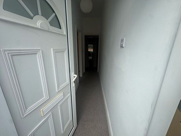 2 Bedroom End Of Terrace House To Rent In Lord Byron Street Leicester, LE2