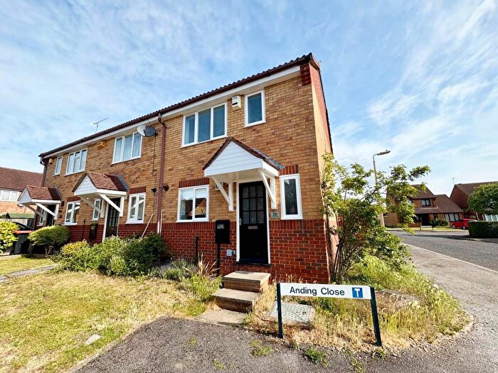 3 Bedroom End Of Terrace House To Rent In Anding Close, Olney, MK46