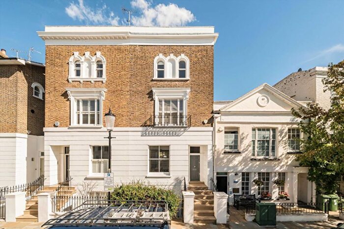 4 Bedroom Property To Rent In Portland Road, Holland Park, W11