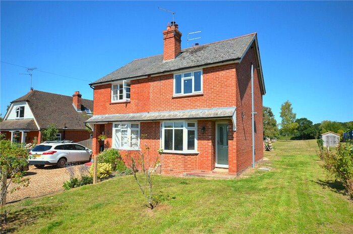2 Bedroom Semi-Detached House For Sale In Forest Road, Wokingham, Berkshire, RG40