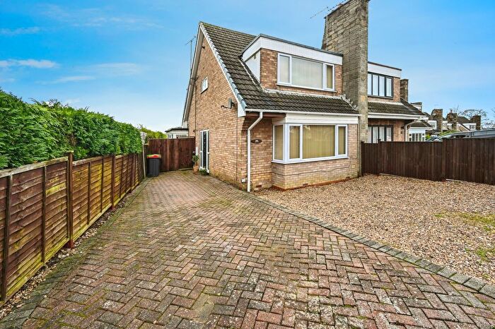 3 Bedroom Semi Detached House For Sale In Bridge End Avenue, Selston, Nottingham, Nottinghamshire, NG16