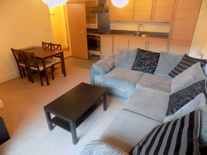 2 Bedroom Flat To Rent In Ferry Court, Cardiff, CF11