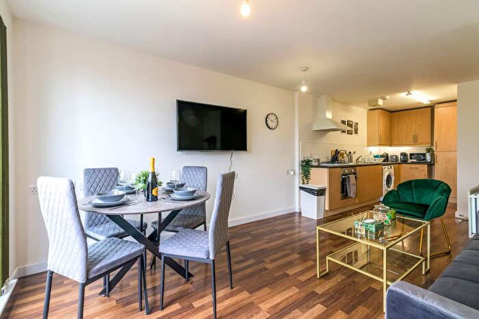 2 Bedroom Flat To Rent In Cundy Road, London, E16