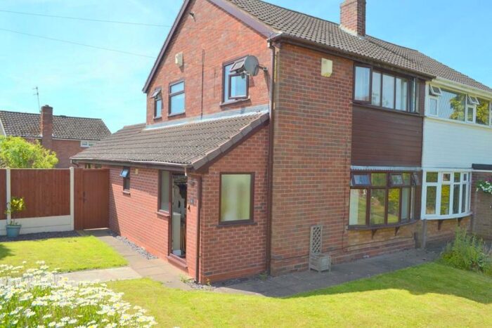 3 Bedroom House To Rent In Cotwall End Road, Dudley, DY3