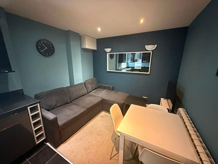 1 Bedroom Flat To Rent In Princes House, North Street, Brighton, BN1