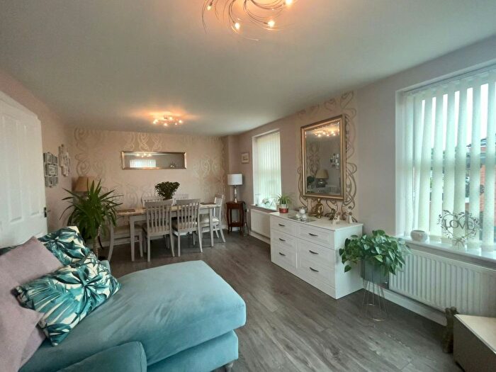 2 Bedroom Flat To Rent In Brass Thill Way, South Shields, NE33