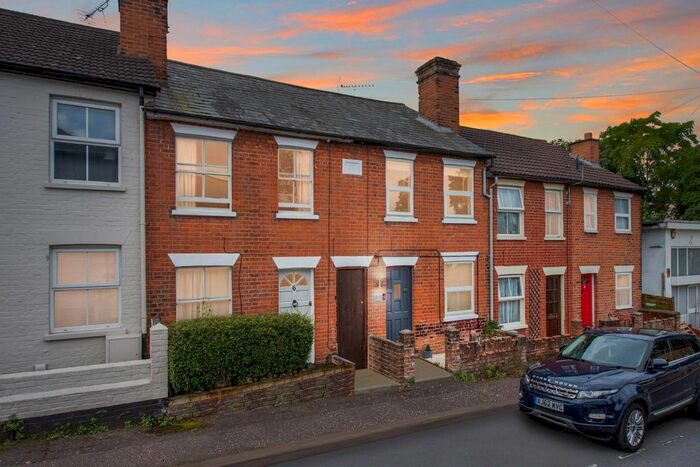 2 Bedroom Terraced House To Rent In Cromwell Road, Colchester, CO2