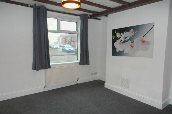 1 Bedroom Flat To Rent In Mansfield Road, Sutton-In-Ashfield, NG17