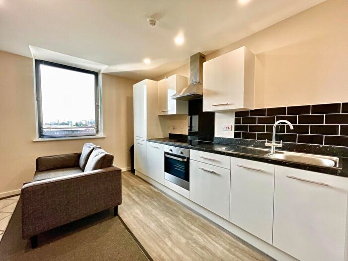 1 Bedroom Apartment To Rent In Windsor Street, Salford, M5