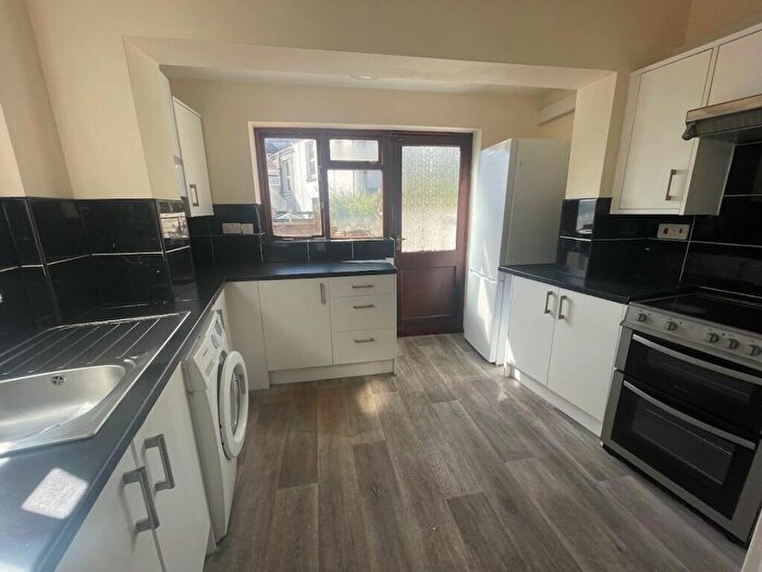 5 Bedroom Terraced House To Rent In Maple Road, Bristol, Somerset, BS7