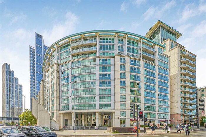 2 Bedroom Flat To Rent In St. George Wharf, Vauxhall, SW8