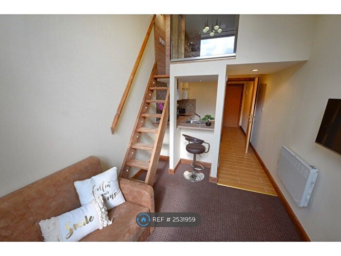 Studio To Rent In Legrams Mill Residence, Bradford, BD7