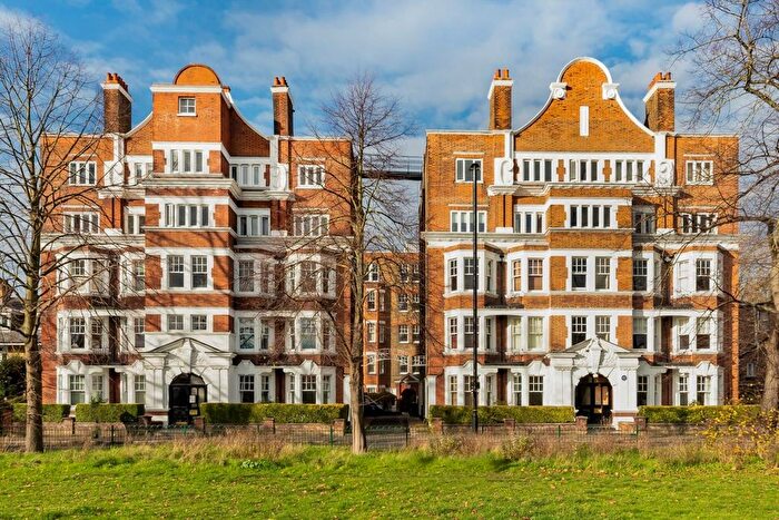 1 Bedroom Flat For Sale In Sutton Lane North, Chiswick, W4