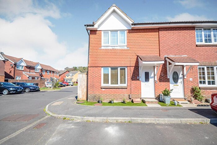 3 Bedroom Property To Rent In Bredy Close, Poole, BH17