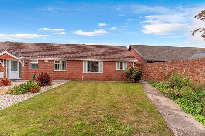 2 Bedroom Bungalow For Sale In Albermarle Court, Cleethorpes, DN35