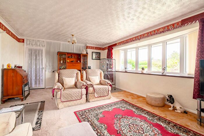3 Bedroom Detached Bungalow For Sale In Fakes Road, Hemsby, NR29