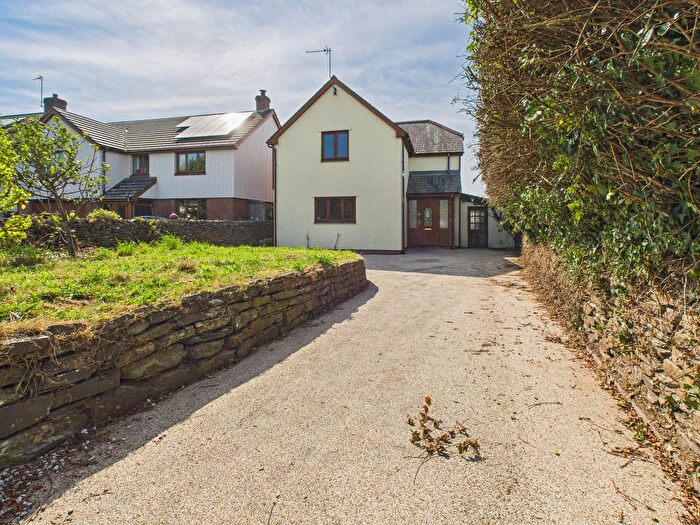 3 Bedroom Detached House For Sale In Woodville Road, Woodford, EX23