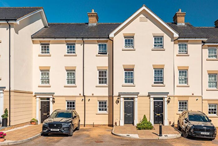 5 Bedroom Town House For Sale In Florence Court, North Road, Hertford, SG14