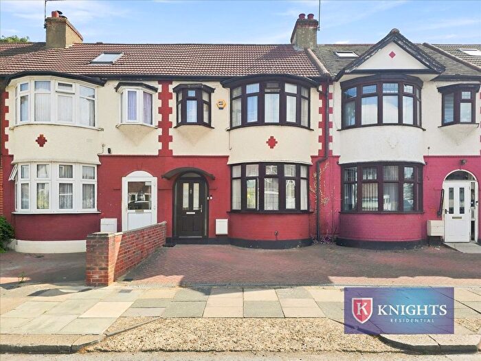 3 Bedroom Property For Sale In Chichester Road, London, N9
